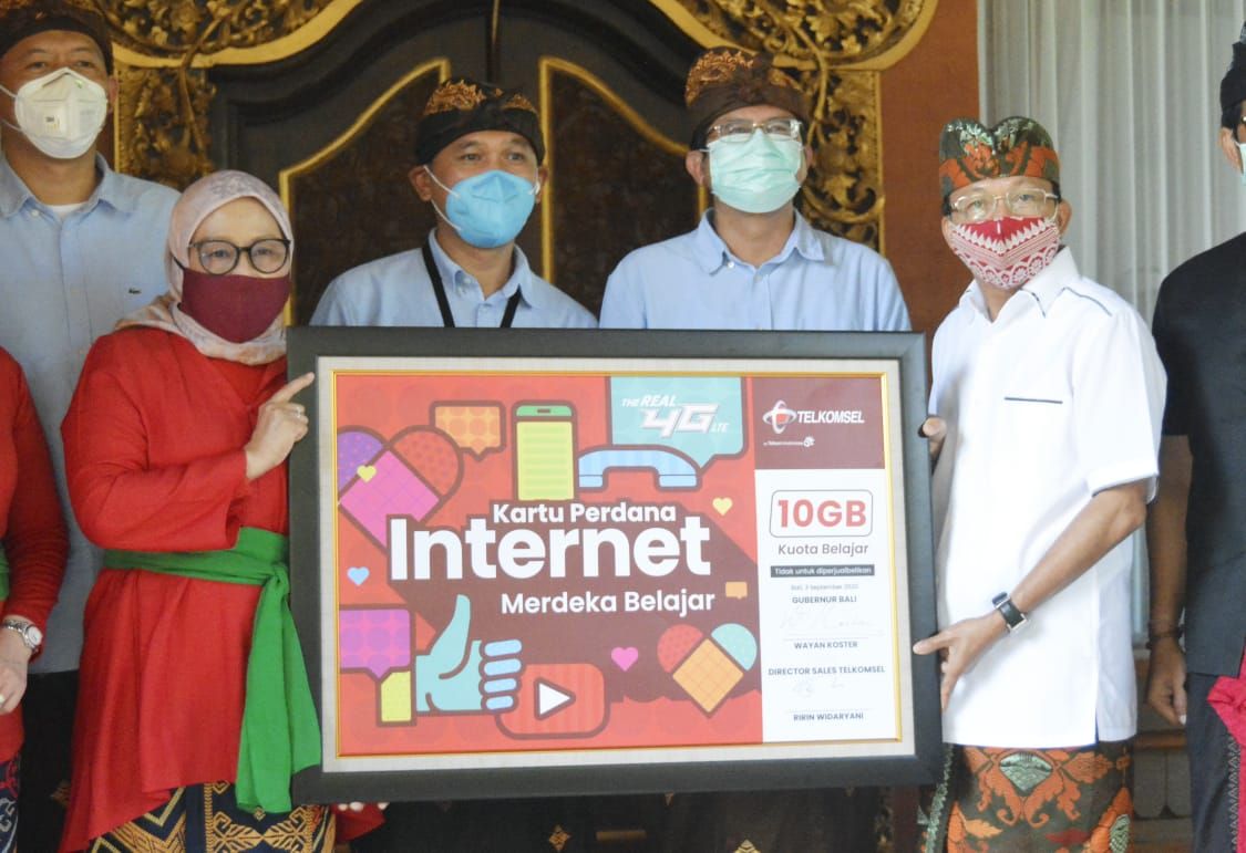 podiumnews.com-Gubernur Koster Harap Jadikan PJJ Momentum Pendidikan Menuju Digitalisasi